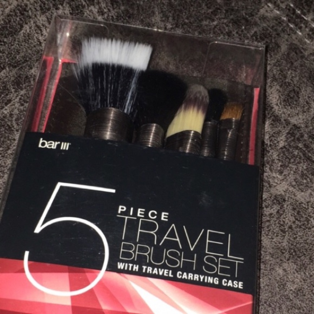 Bar III 5 piece travel brush set